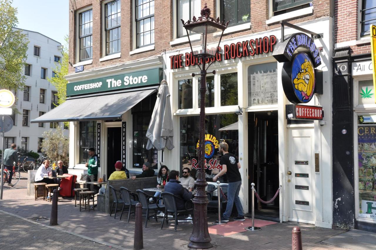 Ciao Papa Hotel Amsterdam Central Station Exterior foto