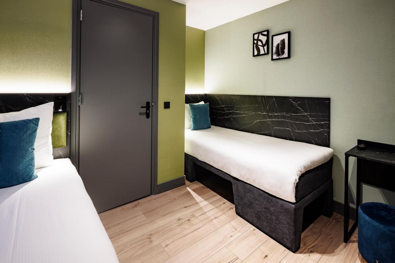 Ciao Papa Hotel Amsterdam Central Station Exterior foto