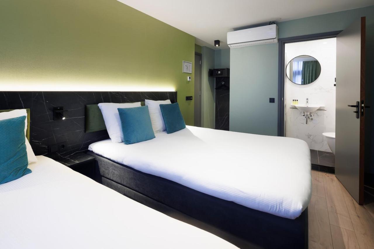 Ciao Papa Hotel Amsterdam Central Station Exterior foto