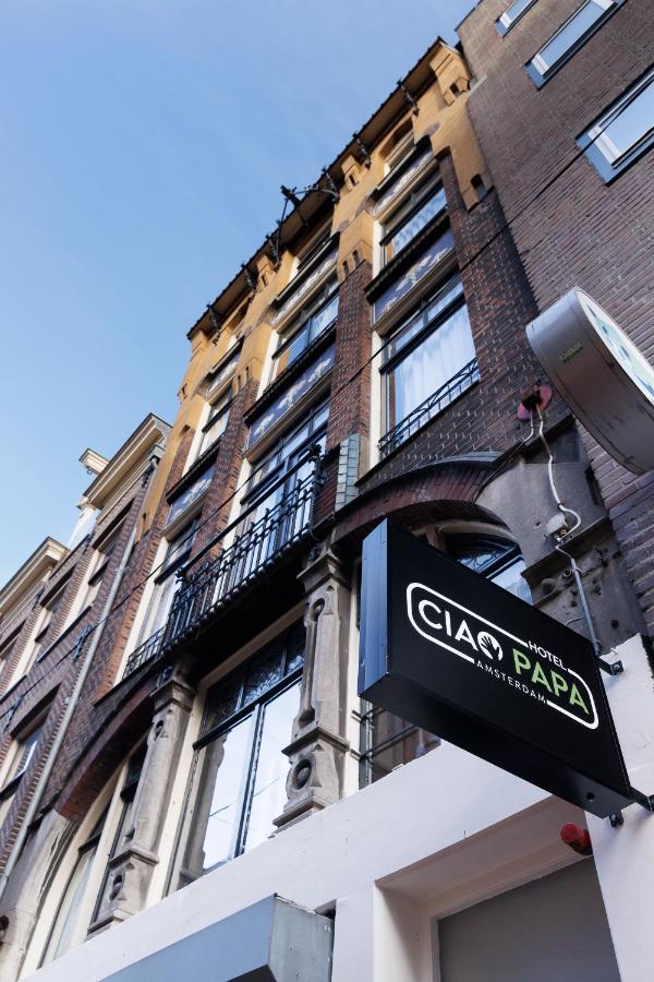 Ciao Papa Hotel Amsterdam Central Station Exterior foto
